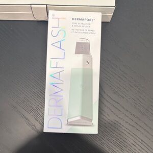 Dermaflash Mint Pore Extractor & Serum Infuser